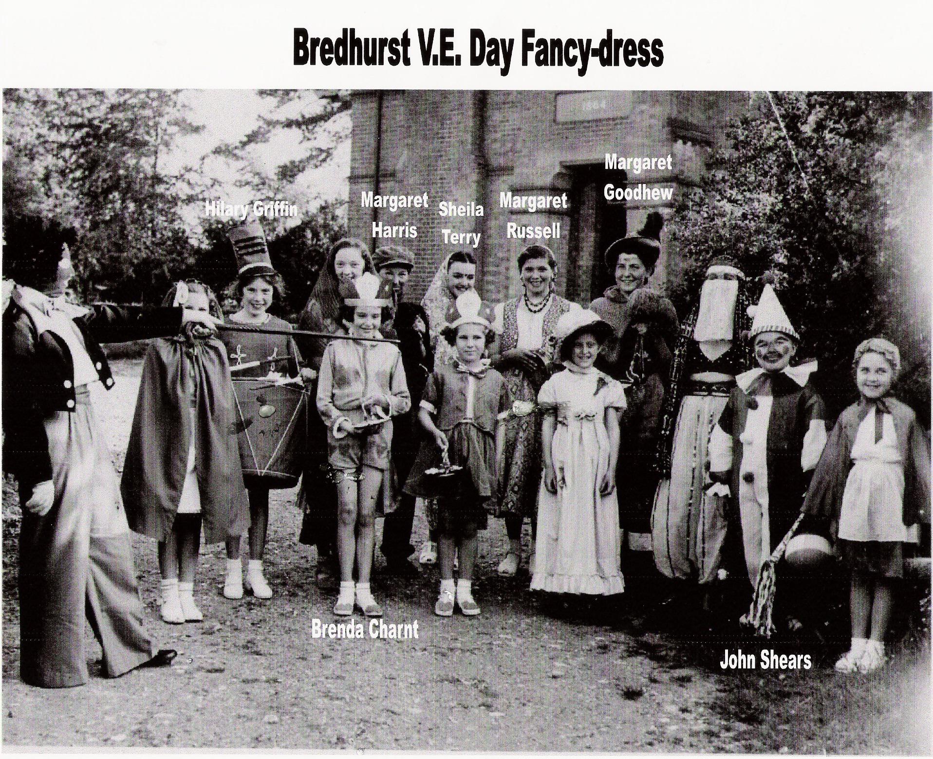 1945-VEDay -FancyDress
